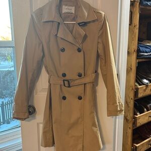 Stradivarius Classic Beige Trench Coat